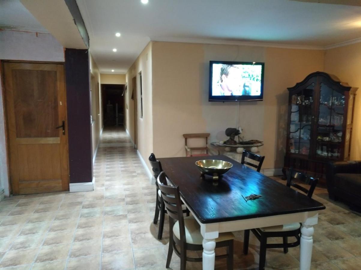 Liziwe'S Guest House Matroosfontein Экстерьер фото
